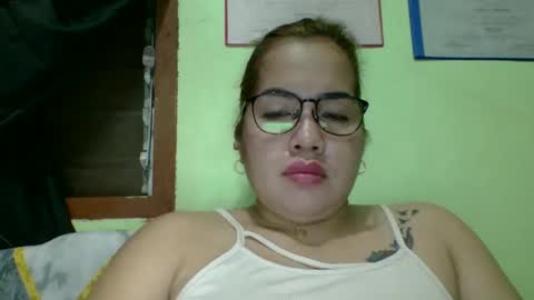 Snapshot of small_boobs59 chatting on 28, 2, 2026 Lovewella online show from 28, 2, 2026