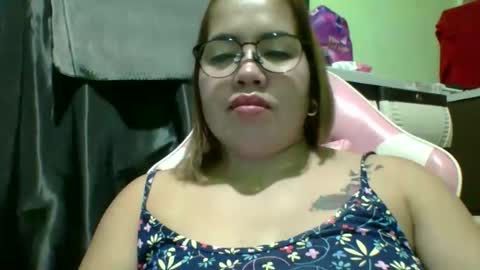Snapshot of small_boobs59 chatting on 14, 5, 2026 Lovewella online show from 14, 5, 2026