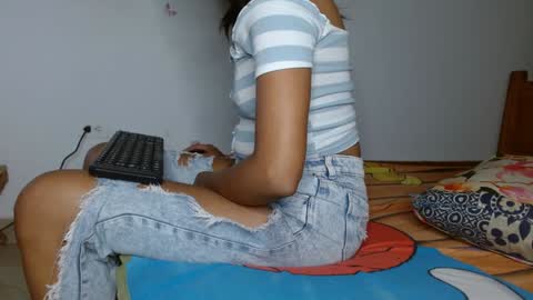Snapshot of smallflorecita chatting on 6, 1, 2025 smallflorecita online show from 6, 1, 2025