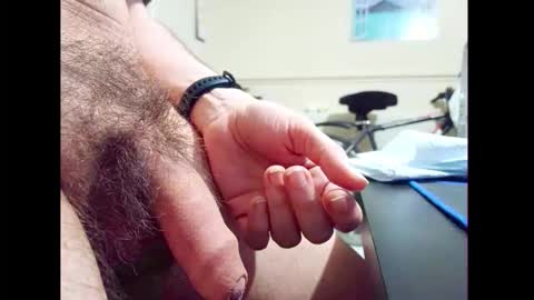 Small Hairy Uncut online show from 7, 4, 2026