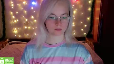 smallimpmeili online show from 27, 11, 2025