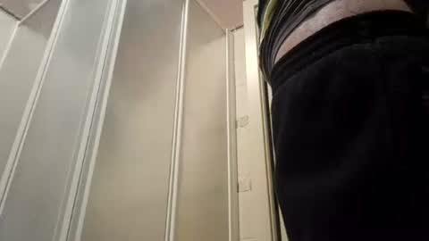 Snapshot of smallone8825 chatting on 27, 2, 2026 smallone8825 online show from 27, 2, 2026