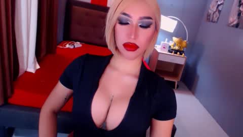 Snapshot of smasherqueen chatting on 6, 5, 2026 smasherqueen online show from 6, 5, 2026