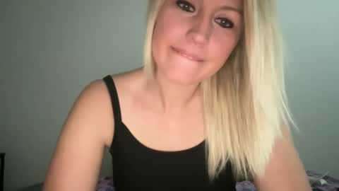 smexxii93 online show from 27, 12, 2024