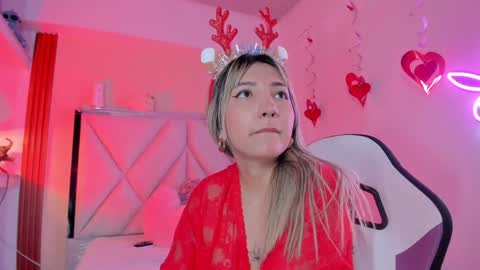 smile__1 online show from 8, 12, 2024