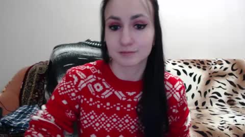 smile_cute_fox online show from 25, 1, 2025