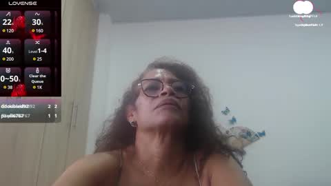 Snapshot of smilet_milf chatting on 29, 1, 2025 Smileth online show from 29, 1, 2025