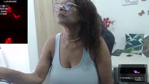 Snapshot of smilet_milf chatting on 16, 2, 2025 Smileth online show from 16, 2, 2025