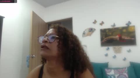 Snapshot of smilet_milf chatting on 9, 3, 2025 Smileth online show from 9, 3, 2025