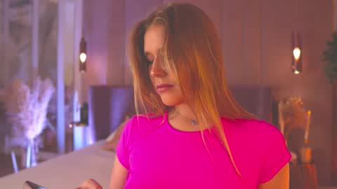 Mia online show from 3, 2, 2026