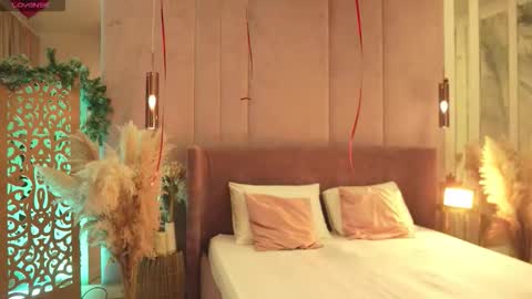 Mia online show from 18, 3, 2026