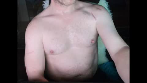 Snapshot of smiling_hillbilly chatting on 17, 7, 2026 smileing hillbilly online show from 17, 7, 2026