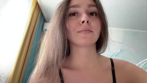 Snapshot of smiling_riddle chatting on 20, 5, 2026 smiling_riddle online show from 20, 5, 2026