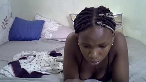 Snapshot of smilingpusssy chatting on 25, 1, 2025 smilingpusssy online show from 25, 1, 2025