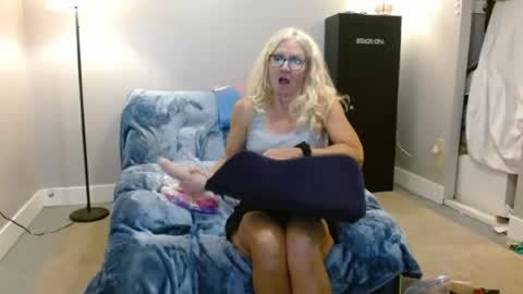 Snapshot of smitheight chatting on 6, 8, 2026 smitheight online show from 6, 8, 2026