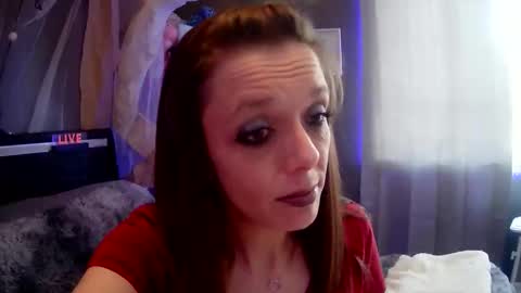 Snapshot of smokeingbitch420 chatting on 12, 3, 2026 love bug online show from 12, 3, 2026