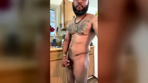 Smoothnutz83 online show from 14, 4, 2026