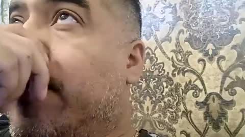 Snapshot of smoothstrik3r chatting on 19, 5, 2026 smoothstrik3r online show from 19, 5, 2026