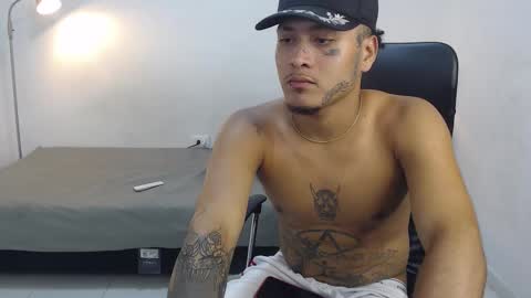 Snapshot of snak_master1 chatting on 25, 9, 2025 snak_master1 online show from 25, 9, 2025