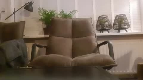 sneakerboy444 online show from 6, 12, 2024