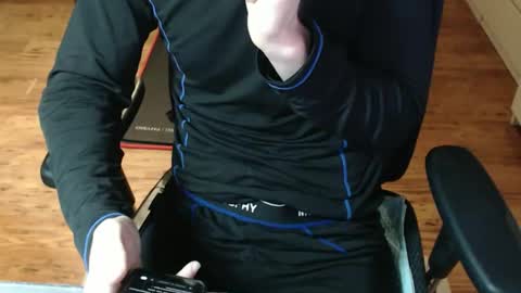 Snapshot of snooze85 chatting on 20, 4, 2026 Cbt-Slave online show from 20, 4, 2026