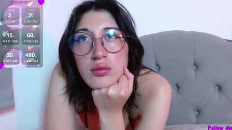 Snapshot of snow_baall chatting on 28, 1, 2025 IG OF red moonn online show from 28, 1, 2025