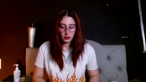 Snapshot of snow_baall chatting on 3, 7, 2026 IG OF red moonn online show from 3, 7, 2026