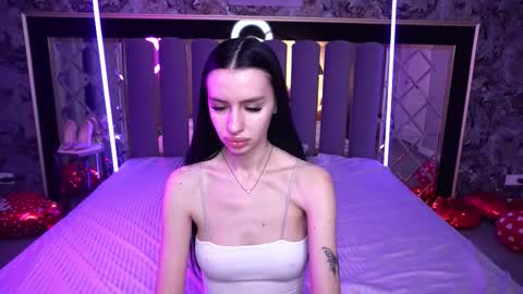 snow_whiteeex online show from 18, 2, 2026