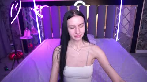 snow_whiteeex online show from 11, 4, 2026