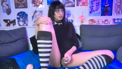 Snow and Bubble online show from 5, 10, 2025