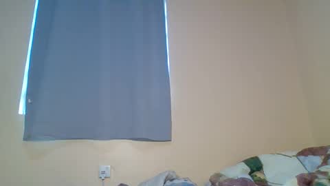 Snowie eyes online show from 18, 11, 2025