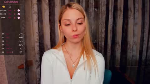 Alice - Birthday Girl online show from 8, 3, 2025