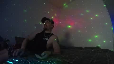 Snapshot of socalloverboy2 chatting on 8, 4, 2026 readyformy milf online show from 8, 4, 2026