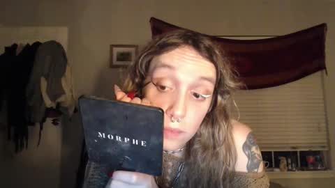 Snapshot of soffpurr chatting on 5, 12, 2025 Lilytea online show from 5, 12, 2025