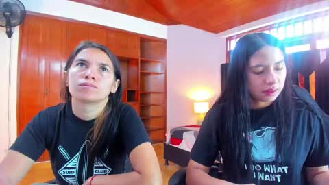 soffy and mia online show from 10, 10, 2025