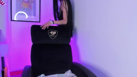 Snapshot of soffy_hilltom chatting on 11, 2, 2026 Soffy online show from 11, 2, 2026