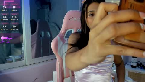 sofhia_turner online show from 6, 2, 2025