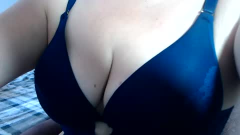 Snapshot of sofi995971 chatting on 25, 6, 2026 Sofa Castellanos online show from 25, 6, 2026