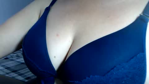 Snapshot of sofi995971 chatting on 27, 7, 2026 Sofa Castellanos online show from 27, 7, 2026