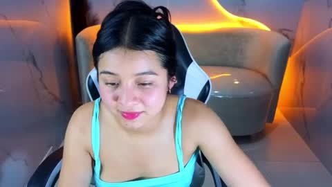 Online 800 to 1400 online show from 5, 1, 2026