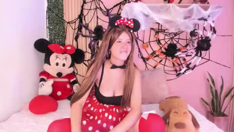sofi_cuttie online show from 27, 10, 2025