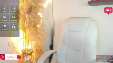 Snapshot of sofi_lennox chatting on 15, 6, 2026 Sofi online show from 15, 6, 2026