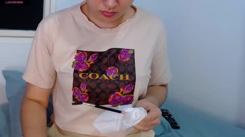 Snapshot of sofi_rojas1 chatting on 30, 11, 2025 sofi rojas online show from 30, 11, 2025