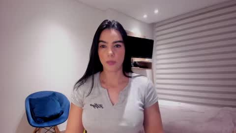 Snapshot of sofi_saenzz chatting on 14, 10, 2025 Sofi Saenzz online show from 14, 10, 2025