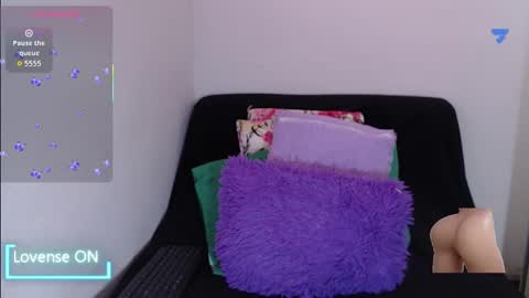 sofia  whitee online show from 17, 1, 2026