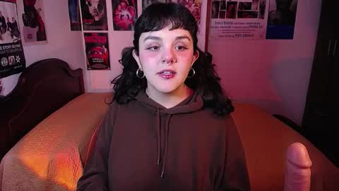 Snapshot of sofia_coolle chatting on 12, 10, 2025 Sofi online show from 12, 10, 2025