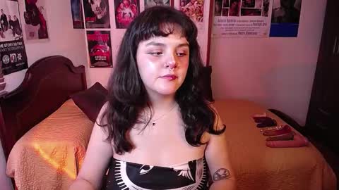Snapshot of sofia_coolle chatting on 4, 11, 2025 Sofi online show from 4, 11, 2025