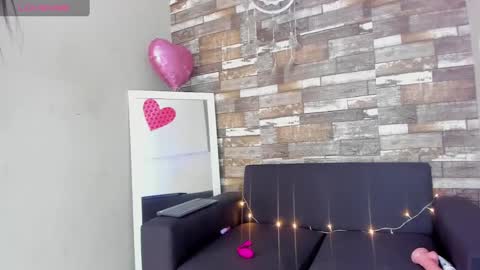Snapshot of sofia_danvers chatting on 22, 2, 2025 sofia danvers online show from 22, 2, 2025