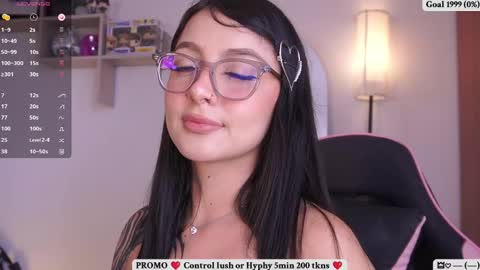 Snapshot of sofia_dream7 chatting on 28, 10, 2025 Sofi online show from 28, 10, 2025