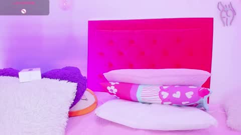 Snapshot of sofia_girl_ chatting on 30, 12, 2024 SOFIA online show from 30, 12, 2024